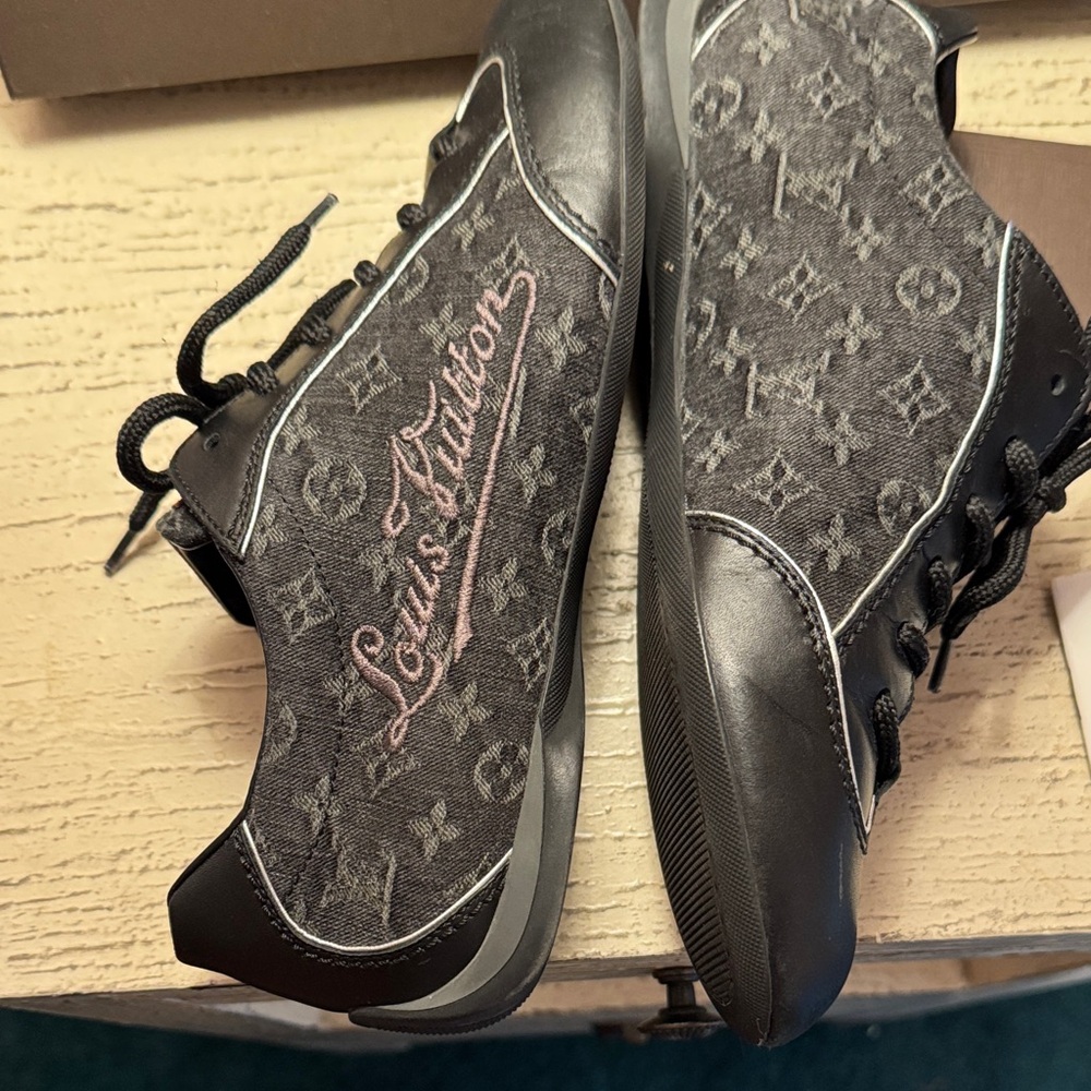 Louis Vuitton Black Monogram Sneakers - Picture 4 of 5